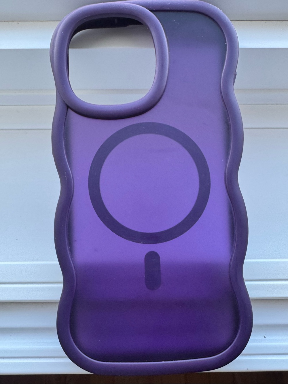 Wavy Purple iPhone 15 Pro Max Case with MagSafe